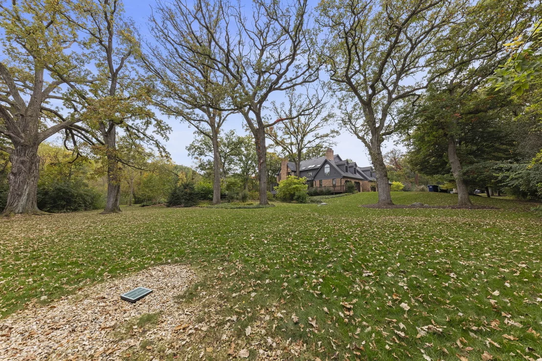 Photo of 3N063 Campton Wood Drive