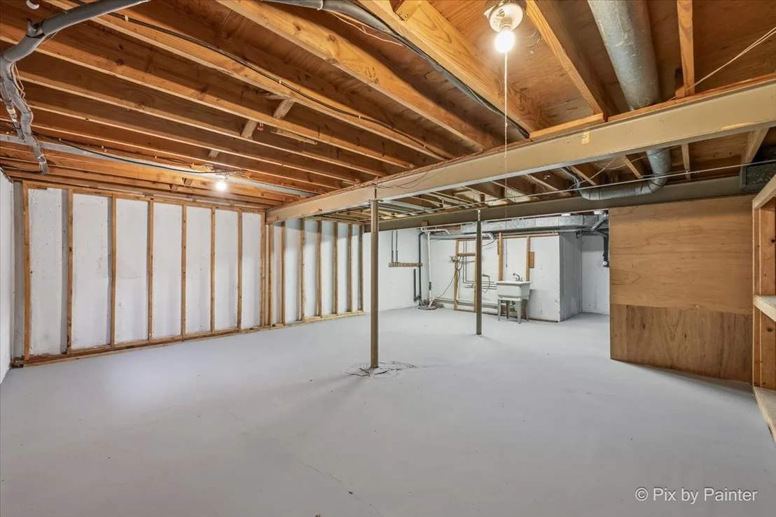 Photo of 166 Tracy Way