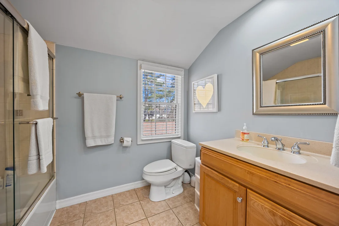 Photo of 914 Central Avenue