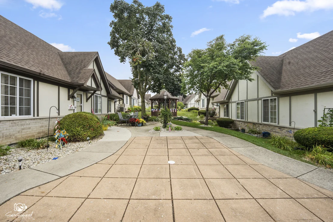 Photo of Unit 0 at 1716 Willow Circle Drive