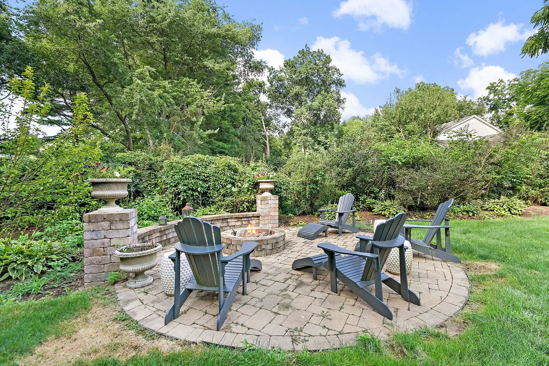 Photo of 40W719 Longshadow Lane