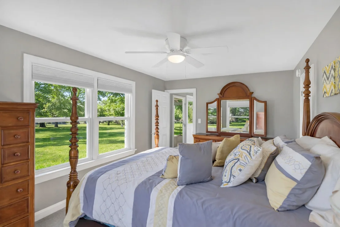 Photo of 512 Bay Road