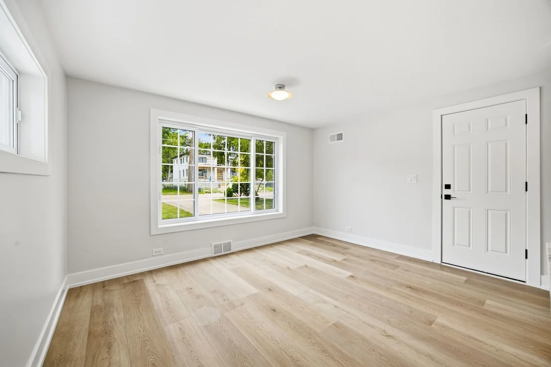 Photo of 1562 Harding Road