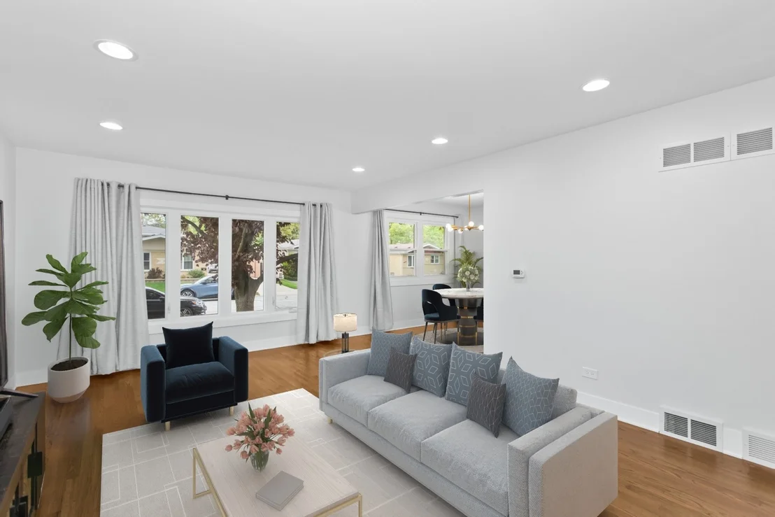 Photo of 6709 W Forest View Lane