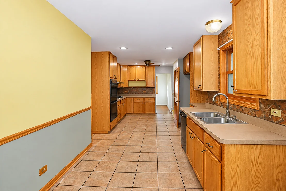 Photo of 984 Cuyahoga Drive