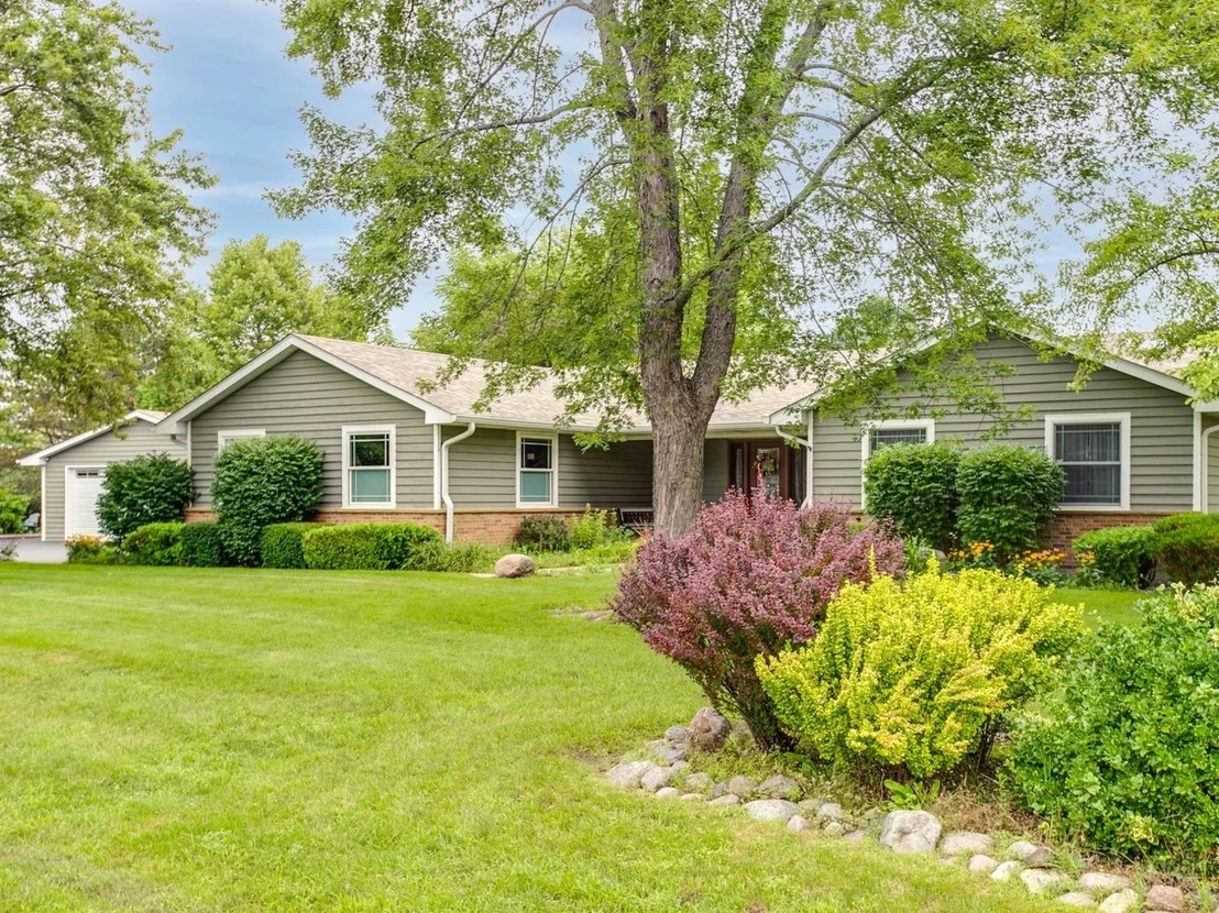 Photo of 717 Roberts Road