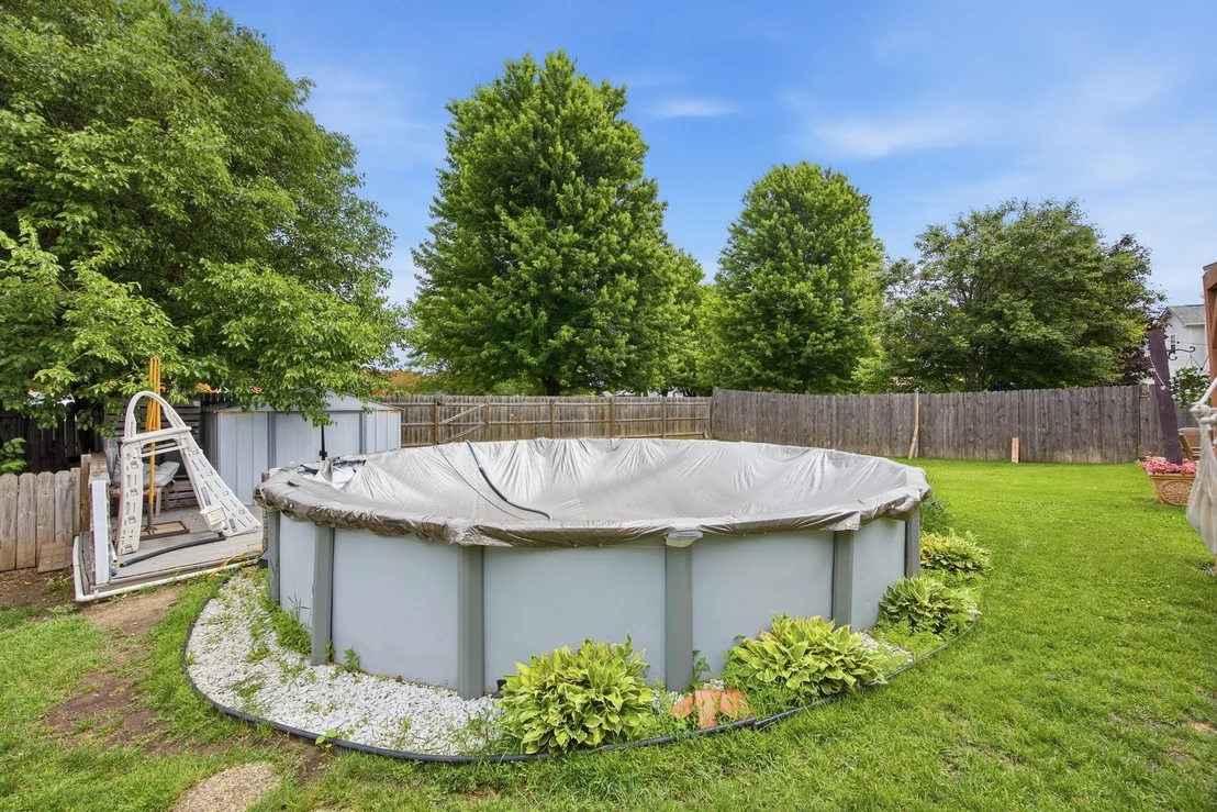 Photo of 2096 Edinburgh Lane
