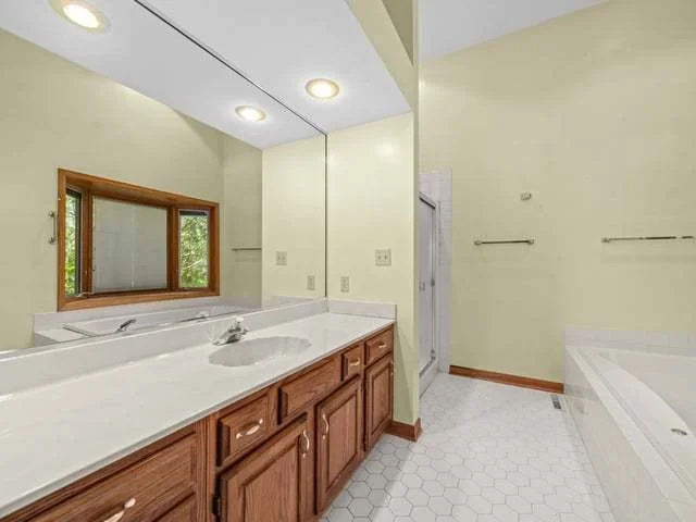 Photo of 1633 N Sauk Trail