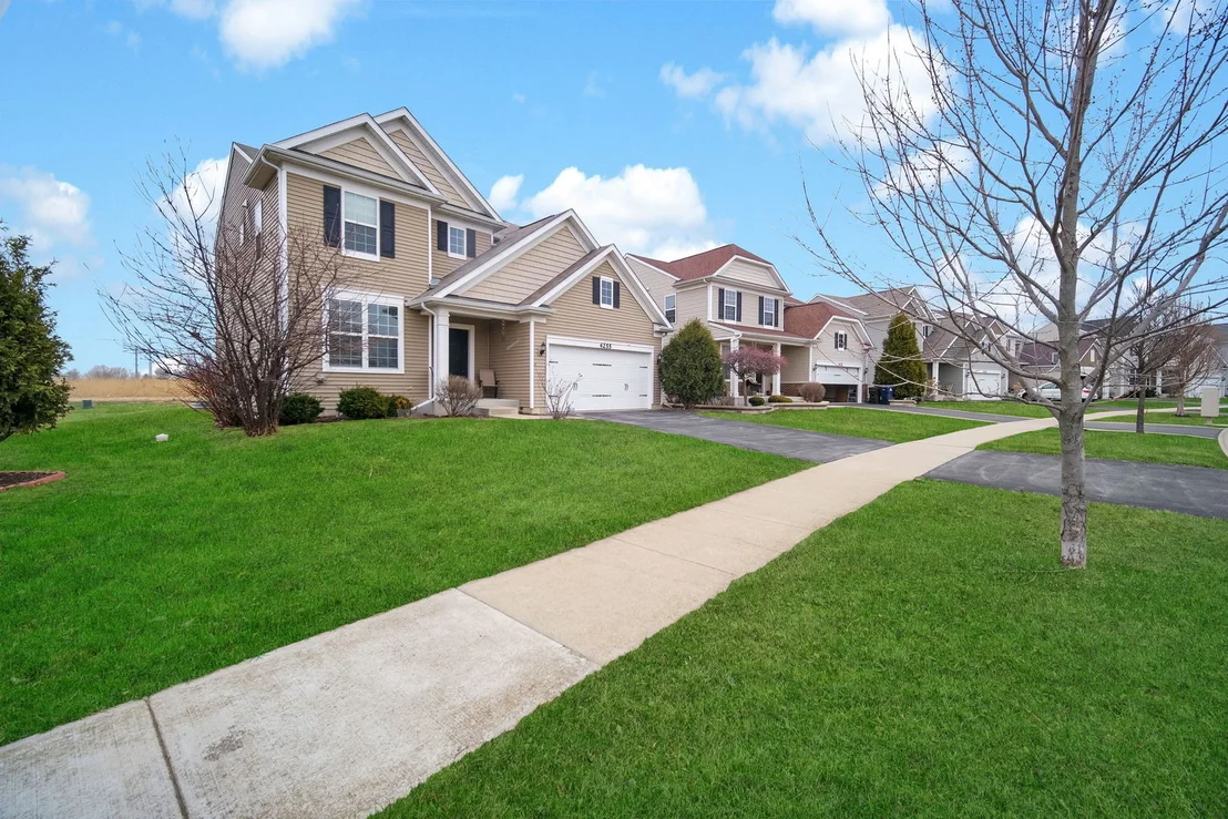 Photo of 4255 FRASER Circle