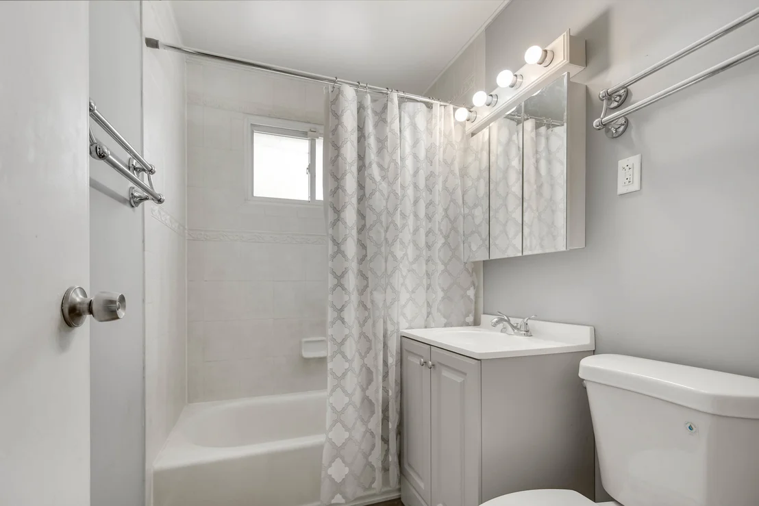 Photo of 273 Mohawk Street