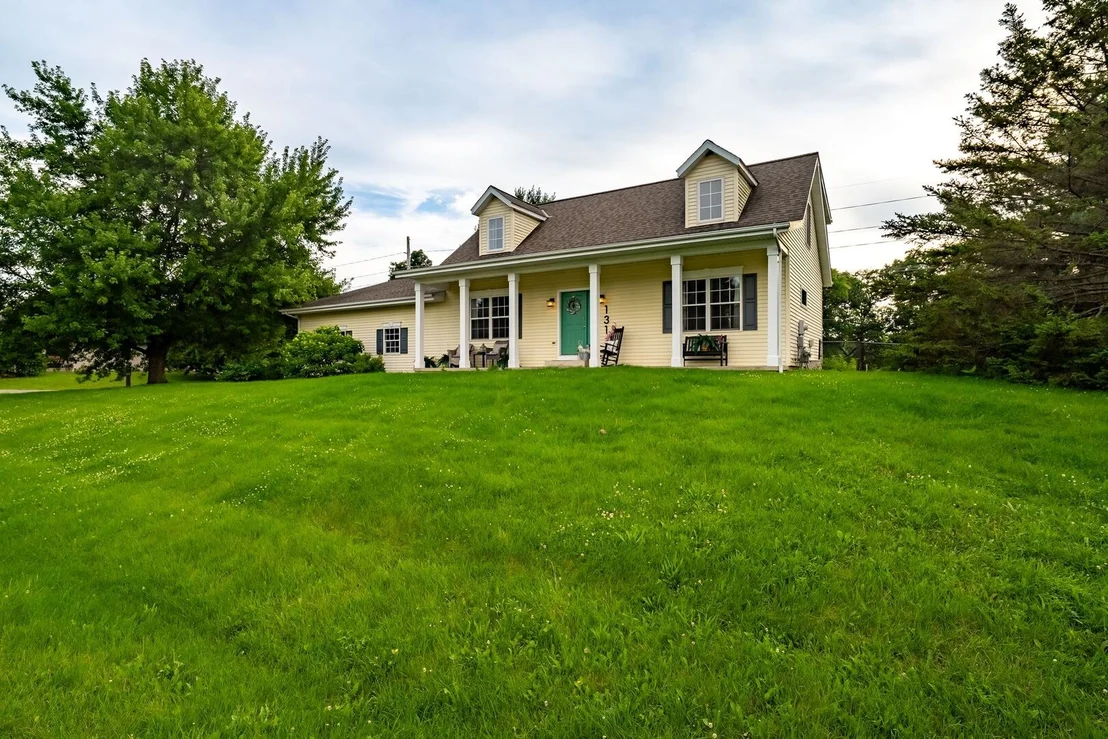 Photo of 131 N Gadwall Lane