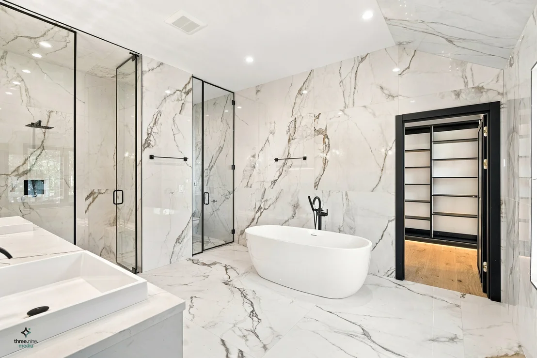 Photo of 425 Forest Edge Drive