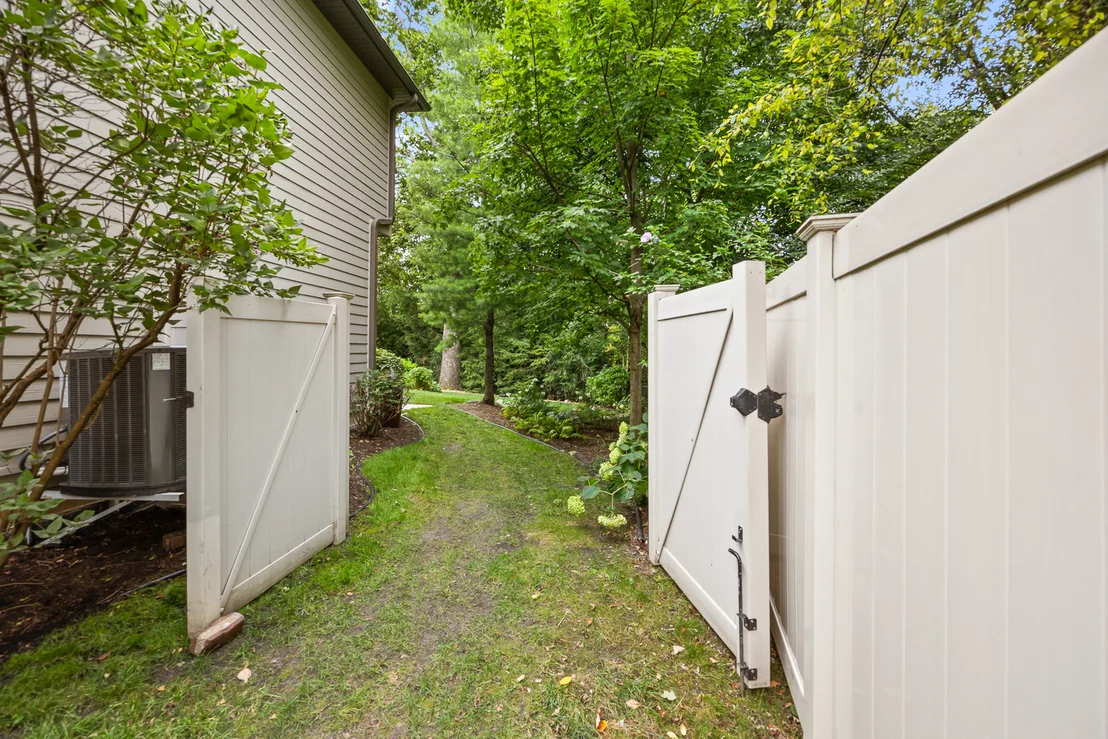 Photo of 331 Brookside Circle