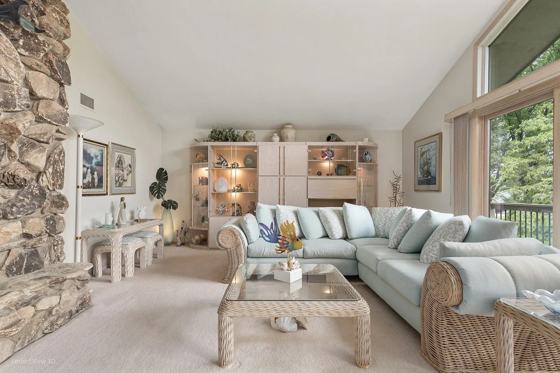 Photo of 40484 Sunset Drive N
