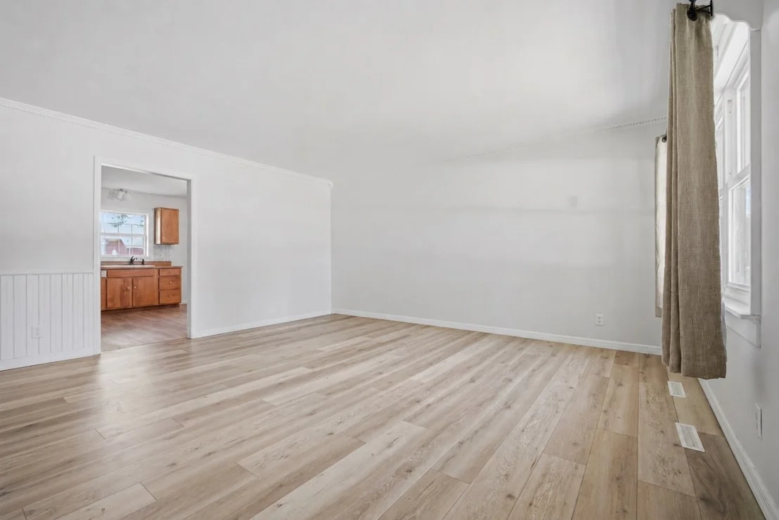 Photo of 301 Martin Street