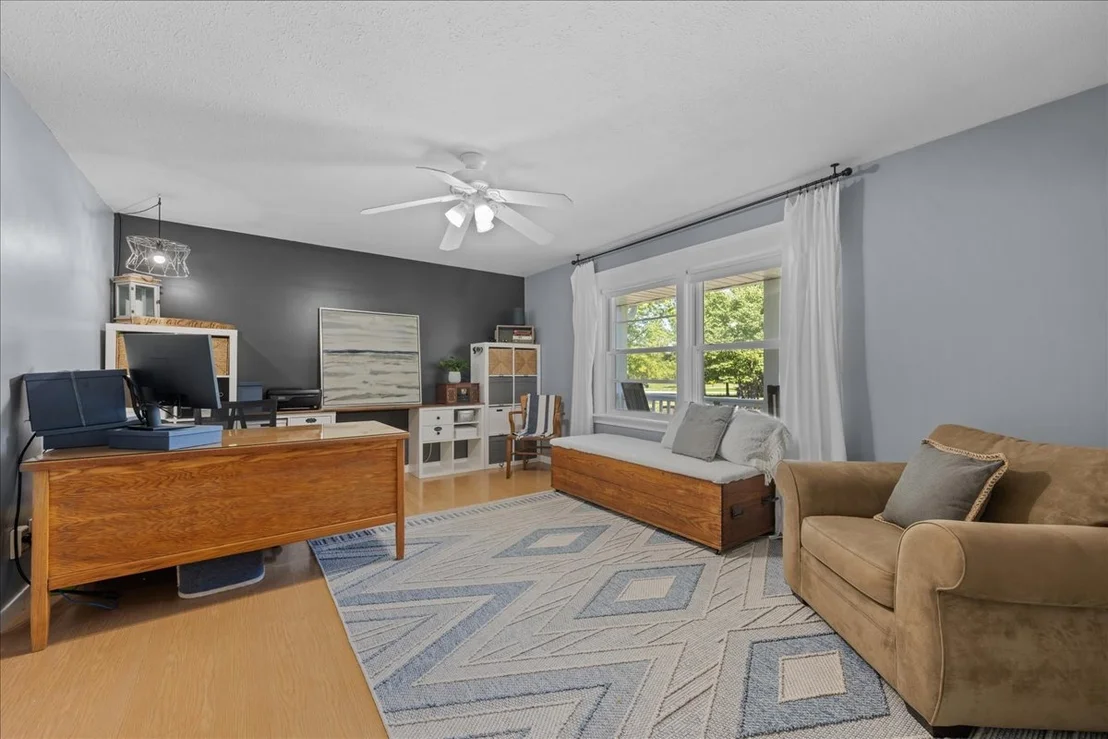 Photo of 9N424 Tamara Drive