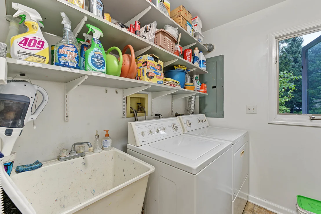 Photo of 19W076 18th Place