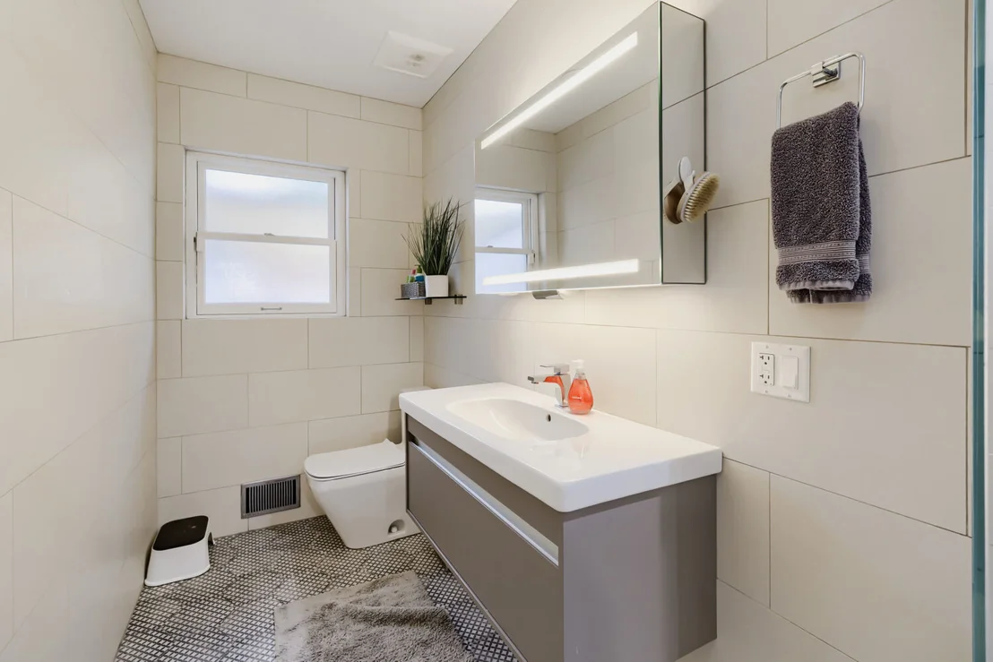 Photo of 815 Franklin Avenue