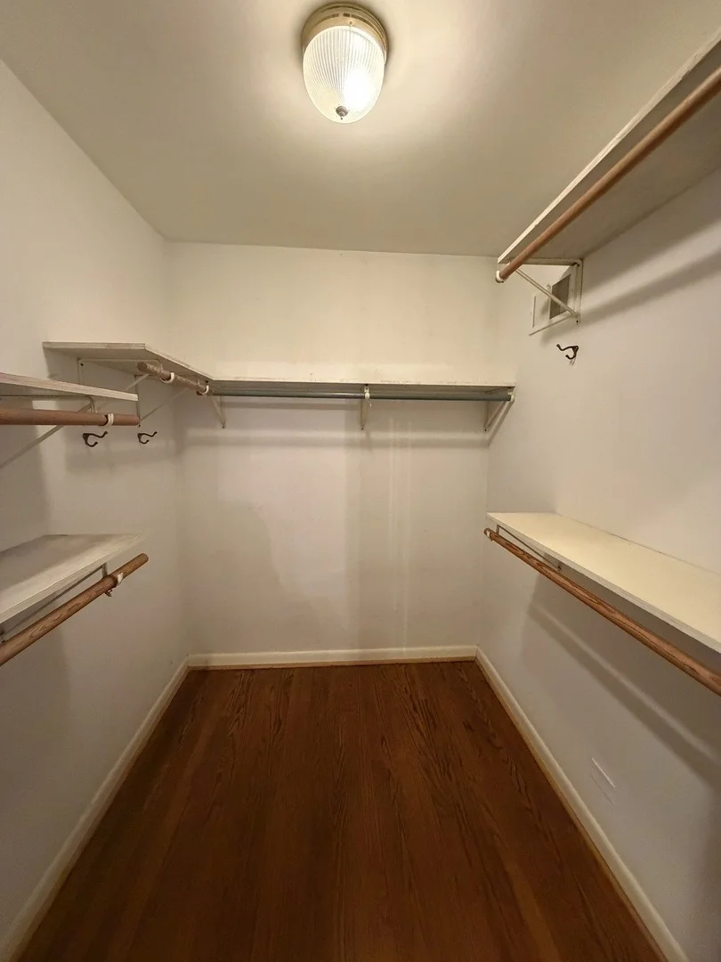 Photo of 1415 Burr Oak Drive
