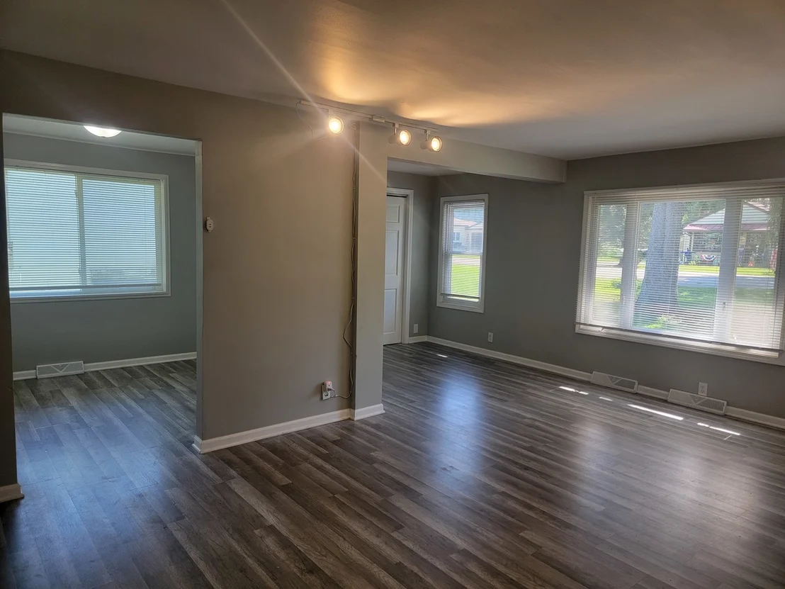Photo of 810 Southside Avenue