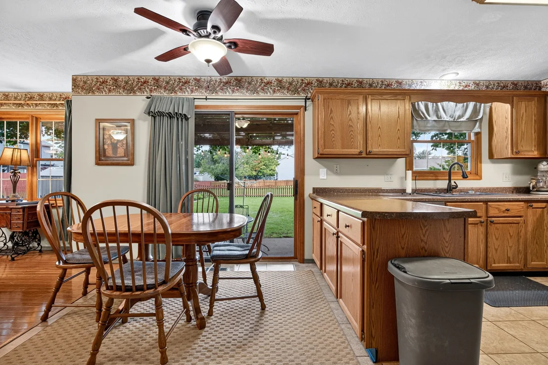 Photo of 1208 Royal Pointe Drive