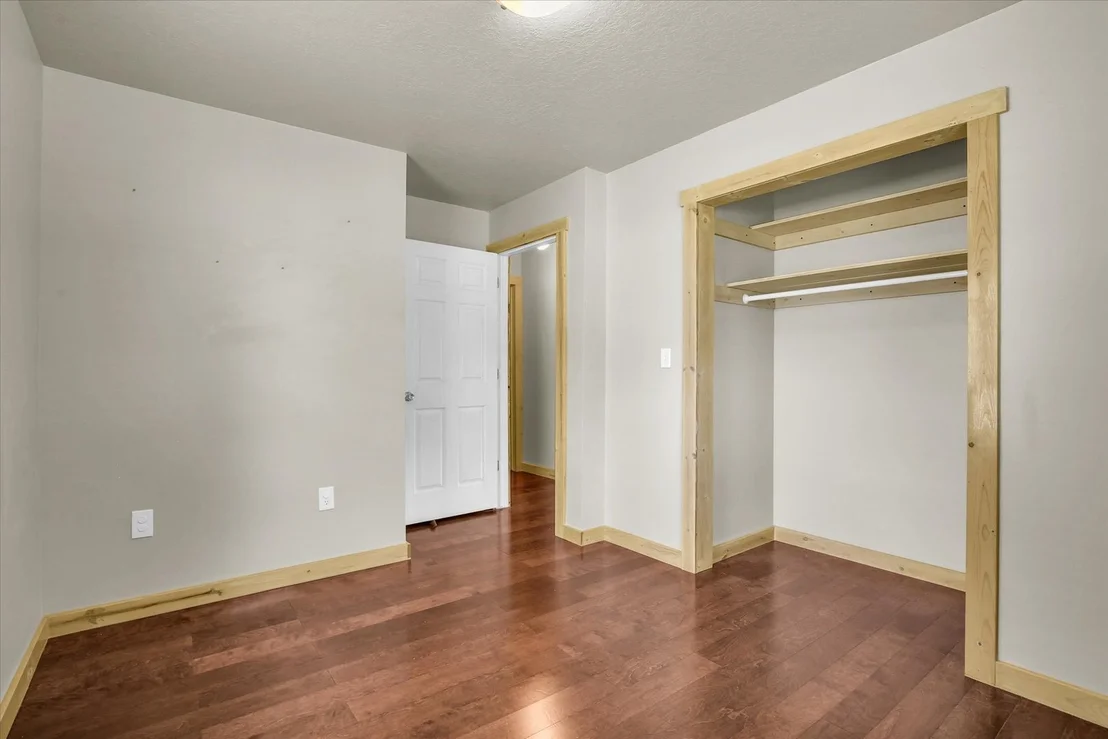 Photo of 521 N McClellan Street