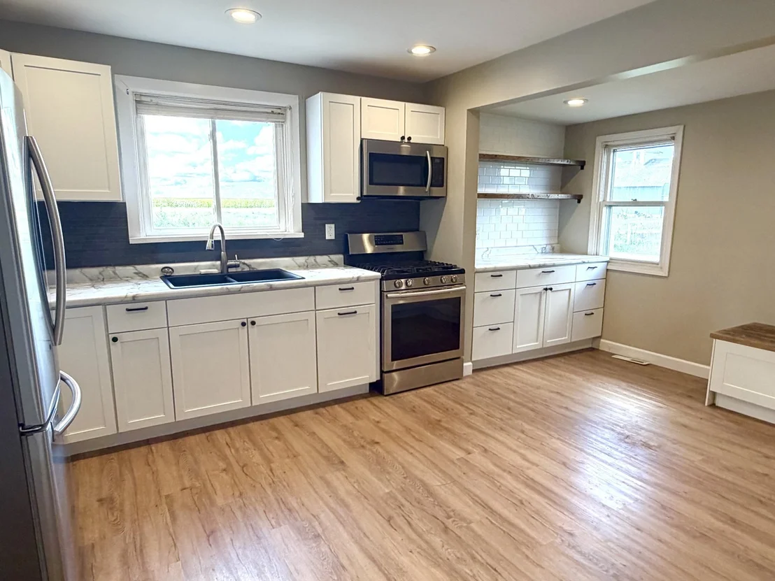 Photo of 82 N 23rd Road