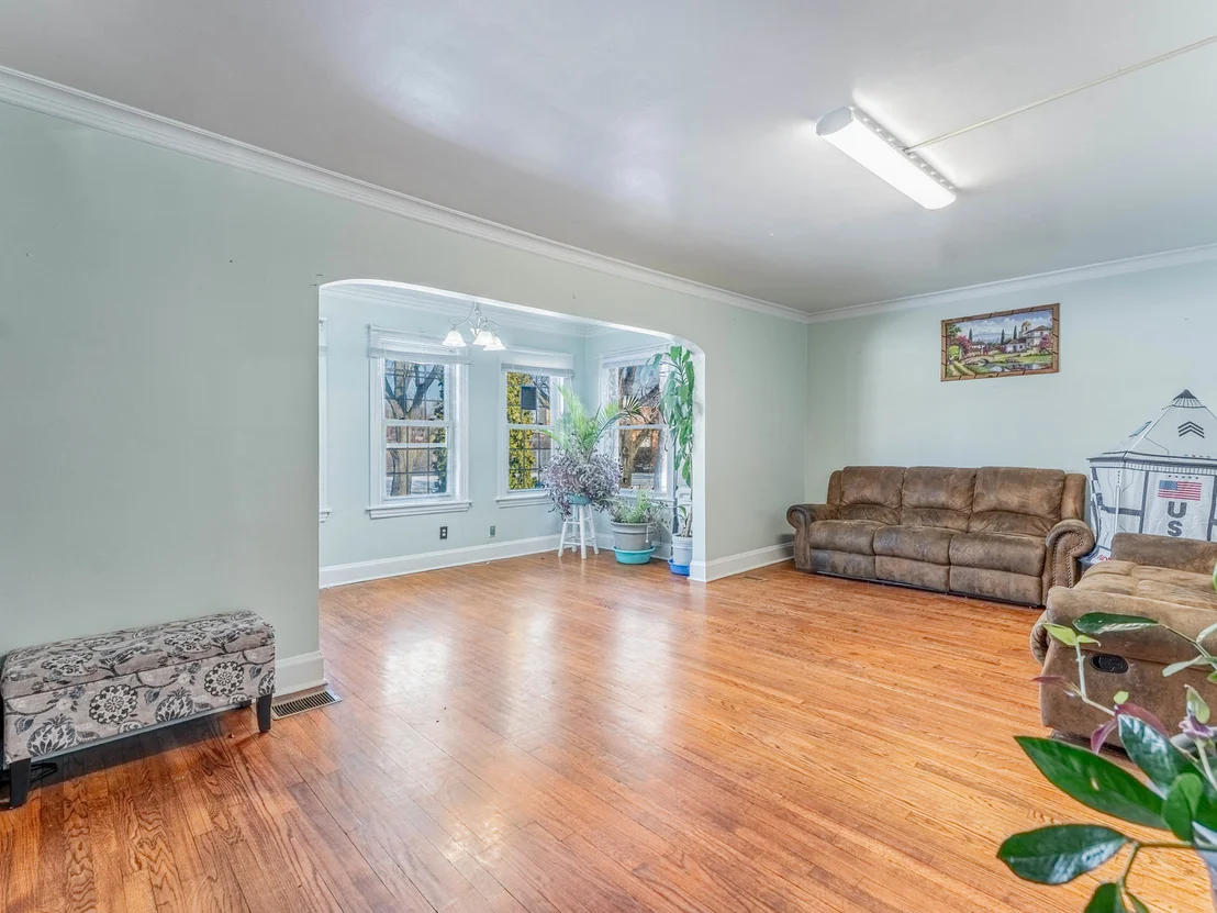 Photo of 1333 Willow Avenue
