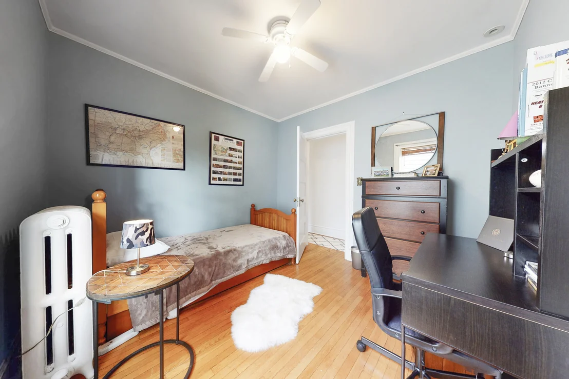 Photo of 1005 Greenleaf Avenue
