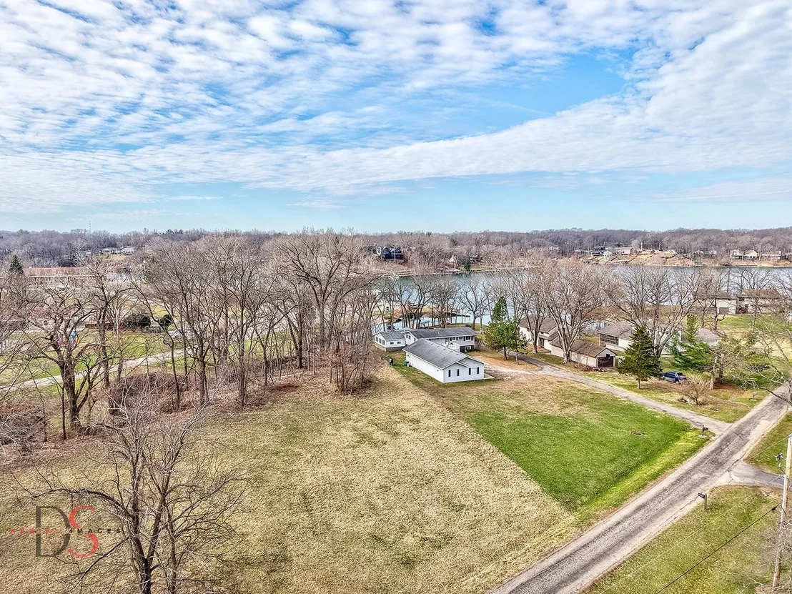Photo of 152 Beachview Court