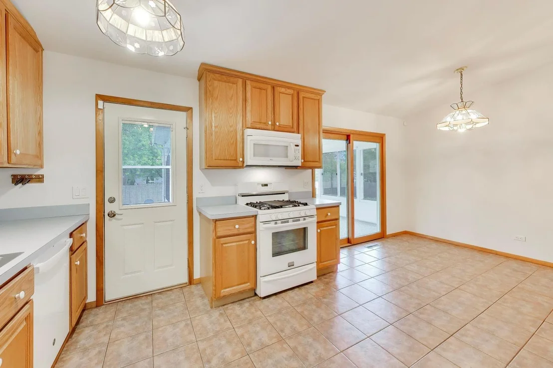 Photo of 394 Pine Grove Avenue