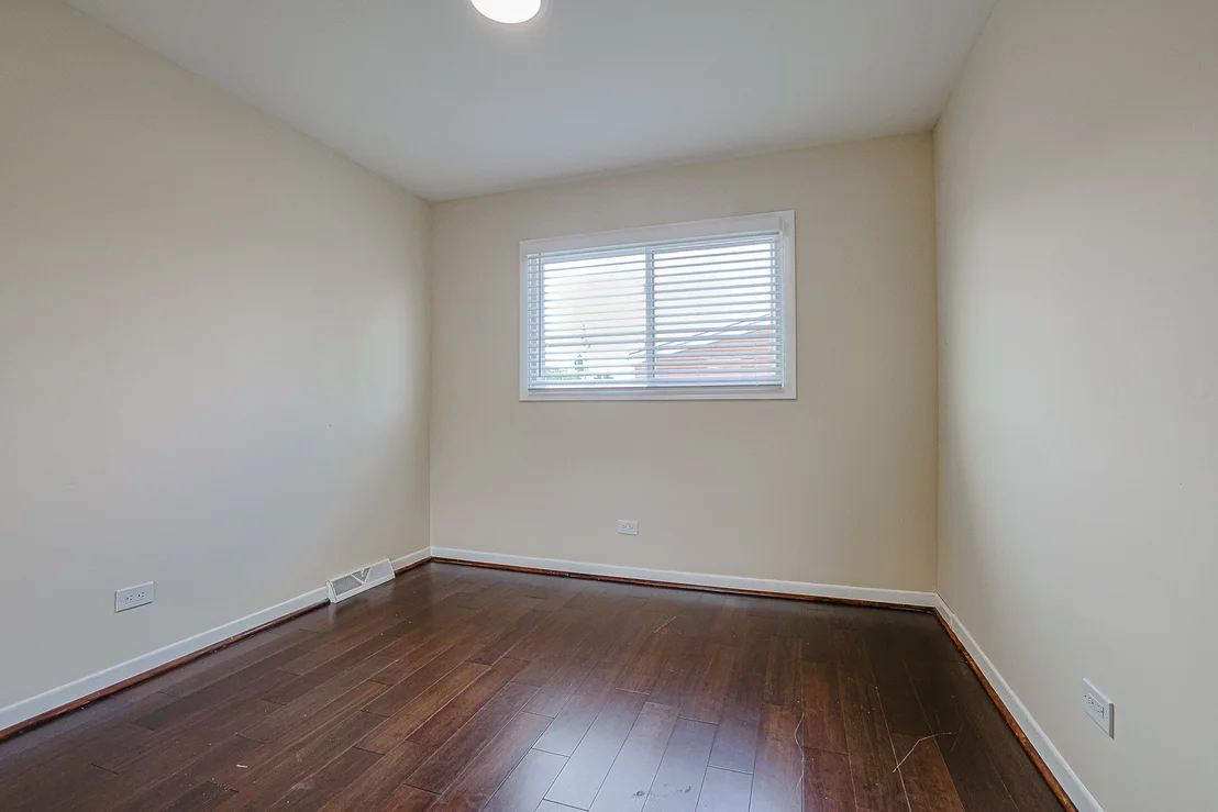 Photo of 9249 BARBERRY Lane