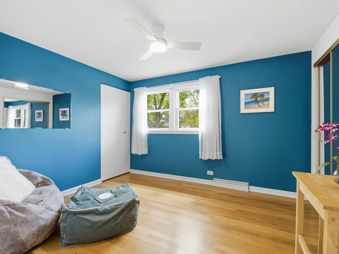 Photo of 237 N Pioneer Drive