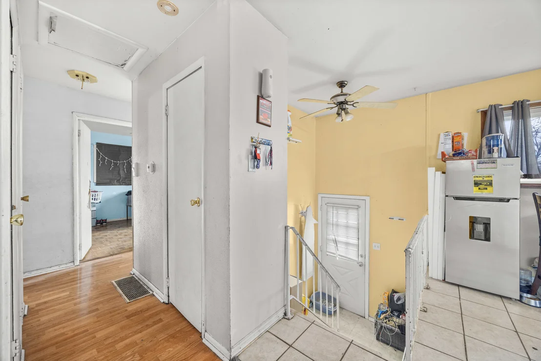 Photo of 520 E Birch Drive