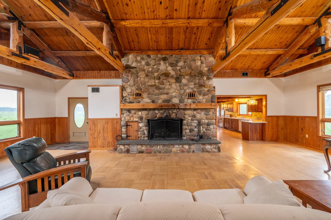 Photo of 3237 W Wilderness Road