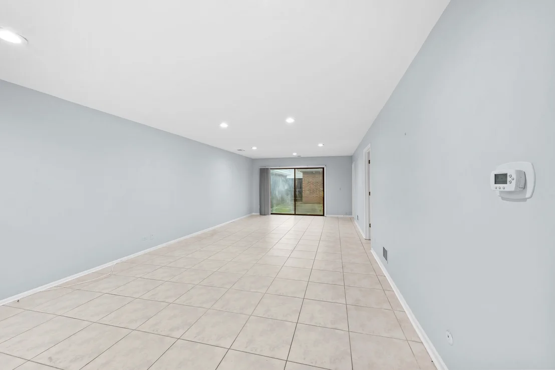 Photo of 628 Calais Circle
