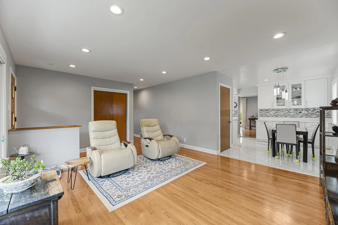Photo of 2232 Covert Road