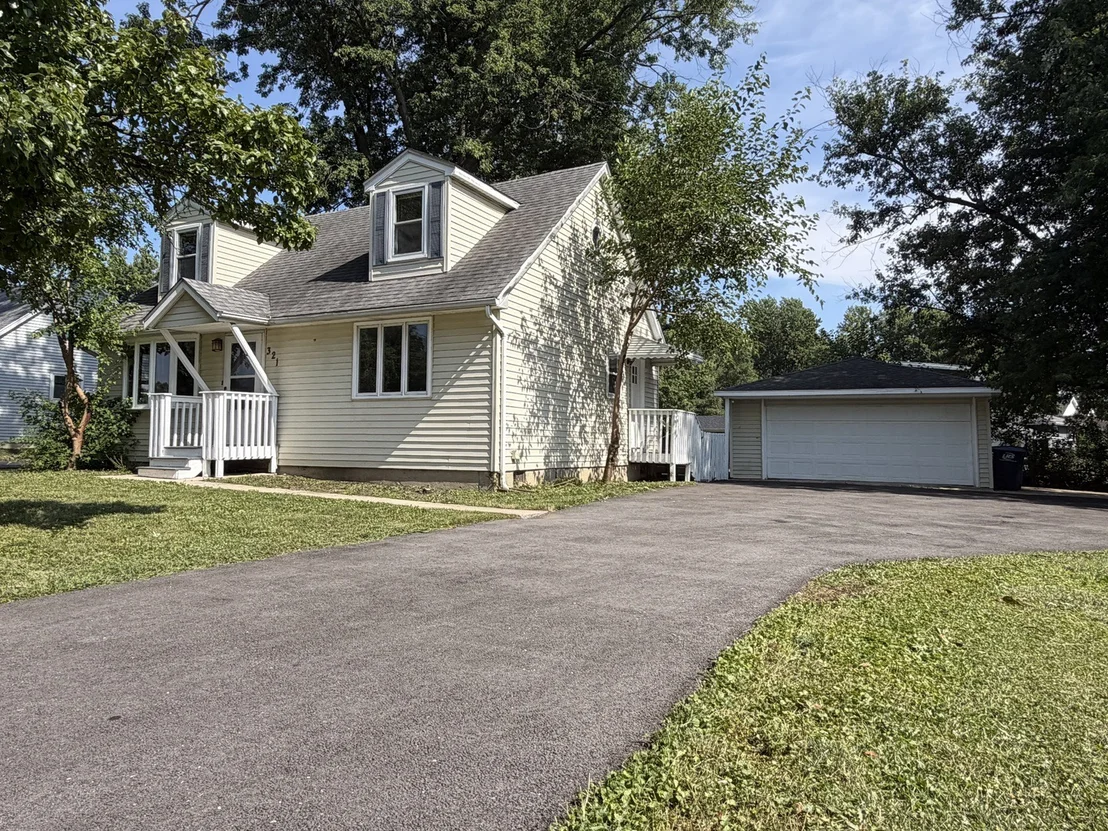 Photo of 321 Janet Avenue