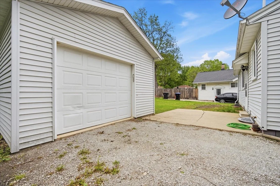 Photo of 1112 Eastholme Avenue