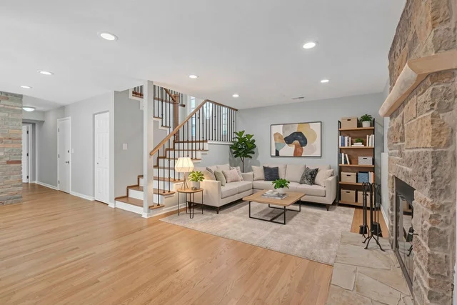 Photo of 112 LILAC Lane