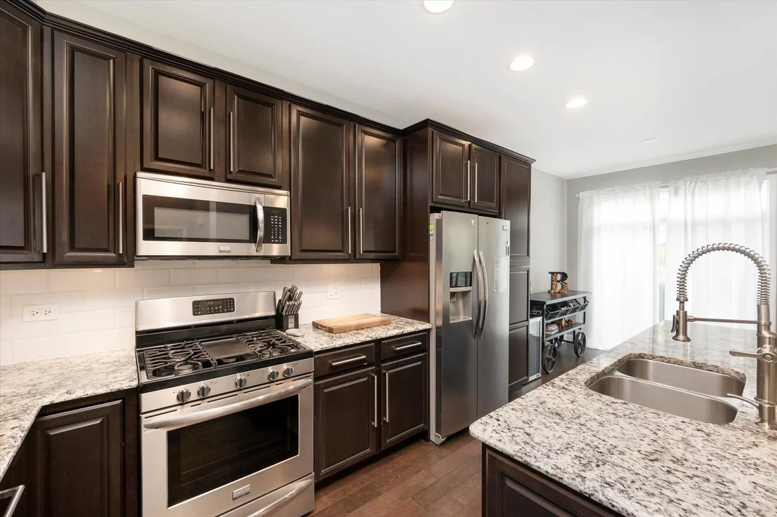 Photo of 5564 Cloverdale Road