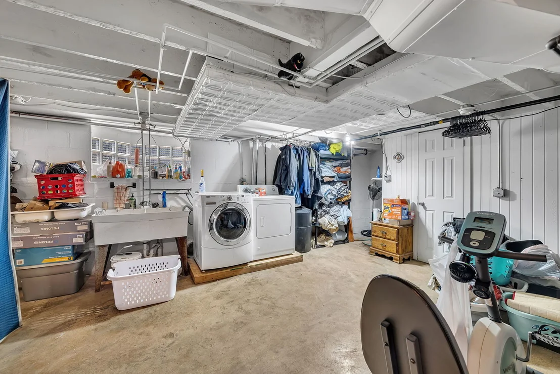 Photo of 1700 Cora Street