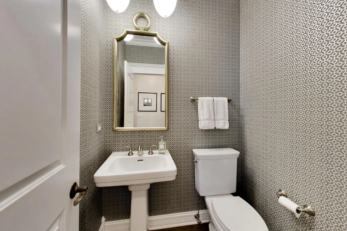 Photo of 1501 CENTRAL Avenue