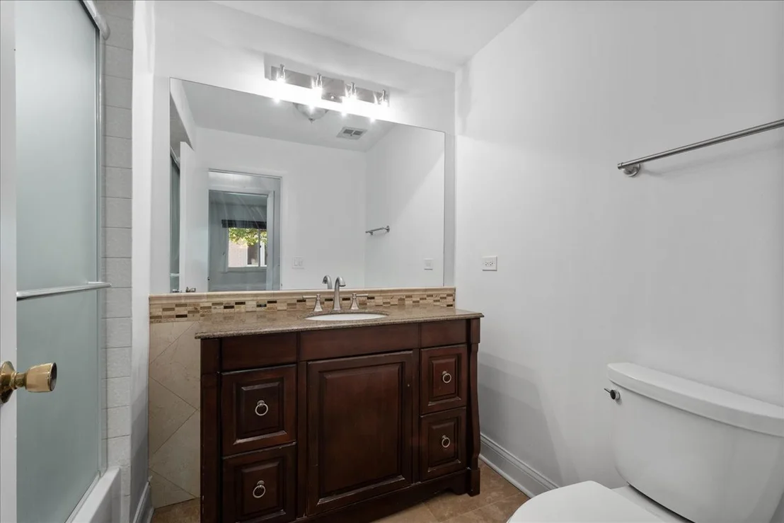 Photo of 2821 Covert Road