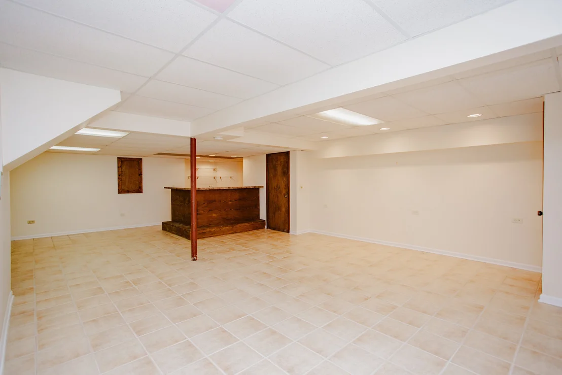 Photo of 1900 LANDWEHR Road
