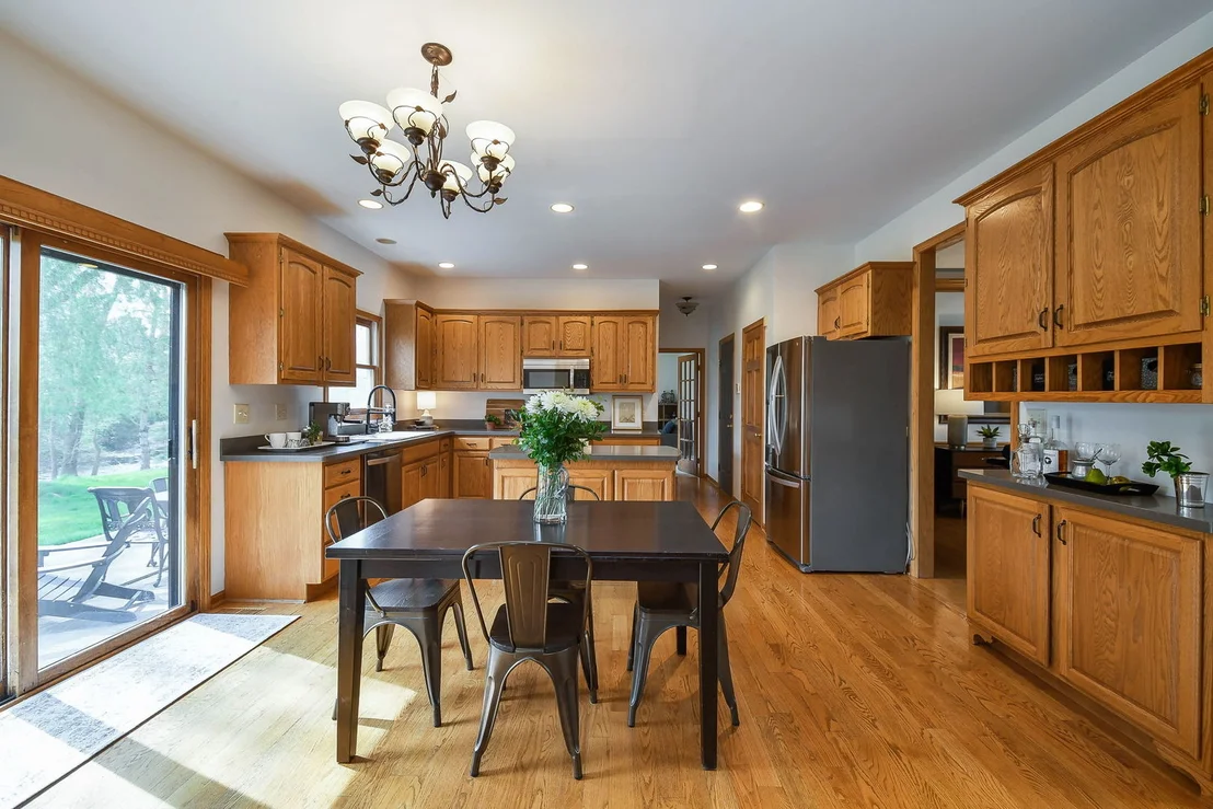Photo of 635 Samantha Circle