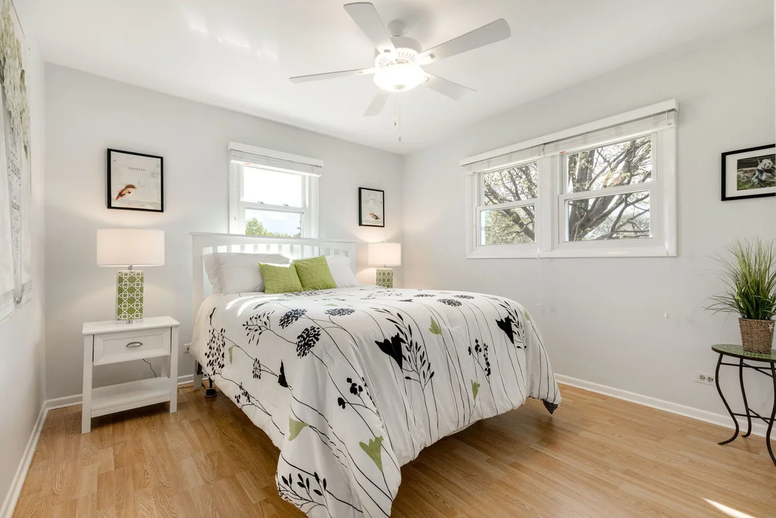 Photo of 900 Dearborn Circle