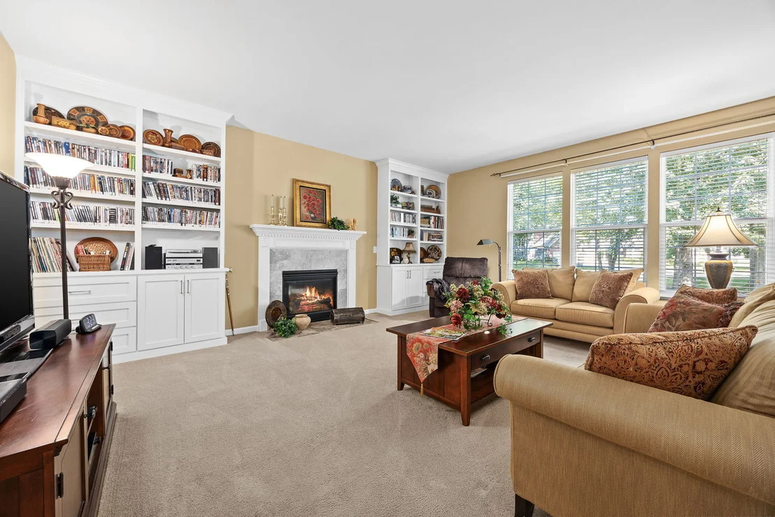 Photo of 1707 Pondview Drive