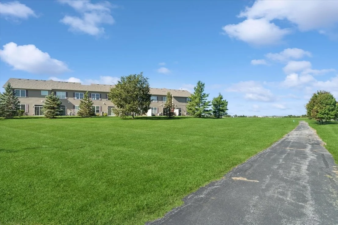Photo of 403 Bluegrass Parkway