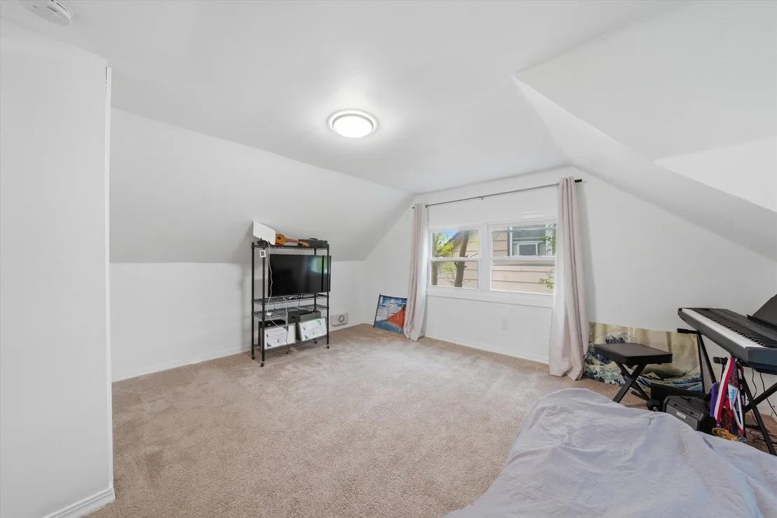 Photo of 277 W Raye Drive